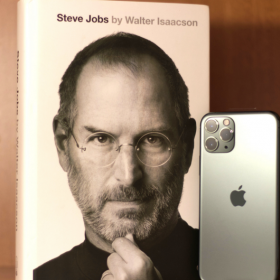 what-make-apple-value-grows-to-2-trillion-dollars-during-pandemic